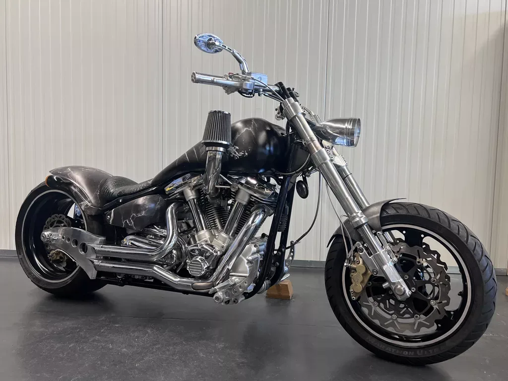 Yamaha XV 1600 CHOPPER (1999) — foto 1