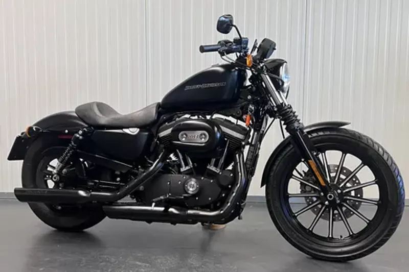 Harley-Davidson Iron 883 (2010)