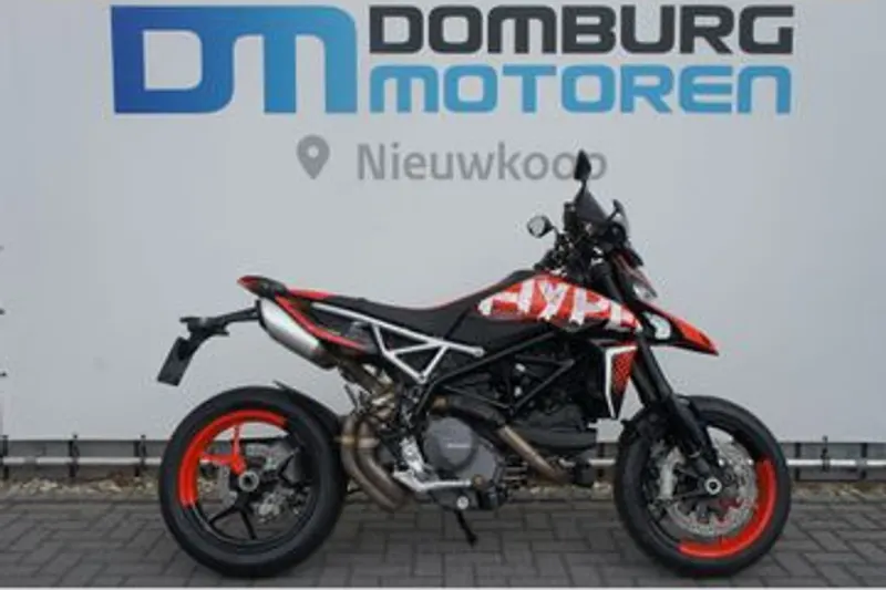 Ducati Hypermotard 950 RVE (2023)