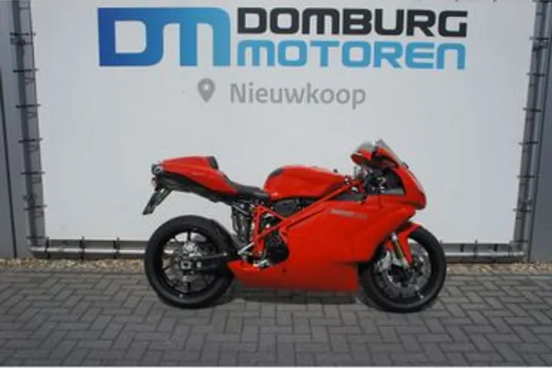 Ducati 749S (2006)