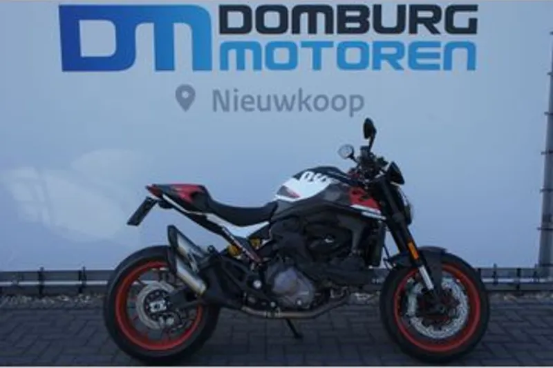 Ducati MONSTER 797 + (2022)