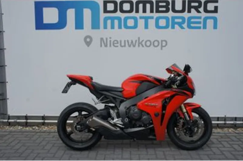 Honda CBR 1000 RR FIREBLADE (2009)