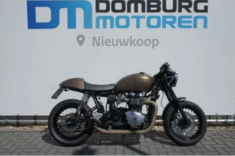 Triumph Thruxton 900 (2013)