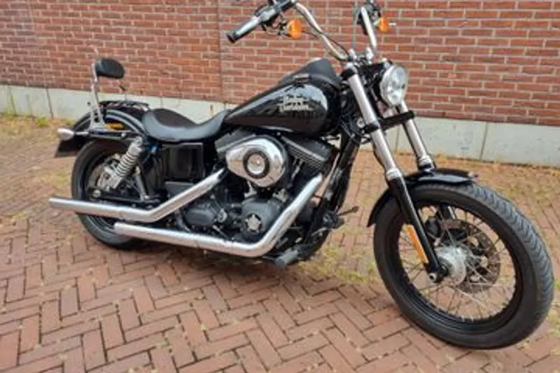 Harley-Davidson Street Bob (2013)