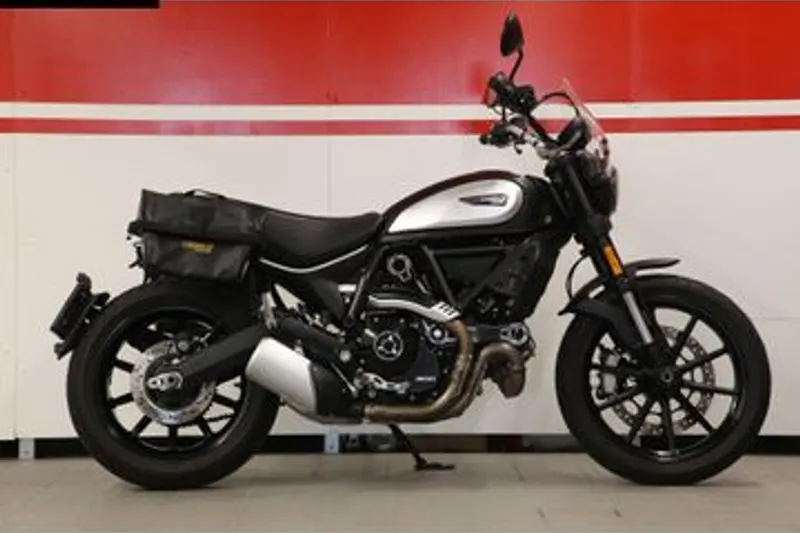 DUCATI SCRAMBLER ICON Dark (2020)