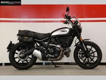 DUCATI SCRAMBLER ICON Dark (2020) — foto 1