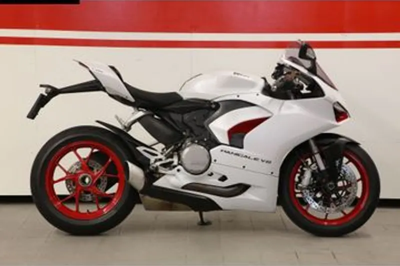 DUCATI PANIGALE V2 (2020)
