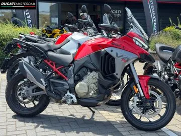 Ducati Multistrada V4S (2025) — foto 1