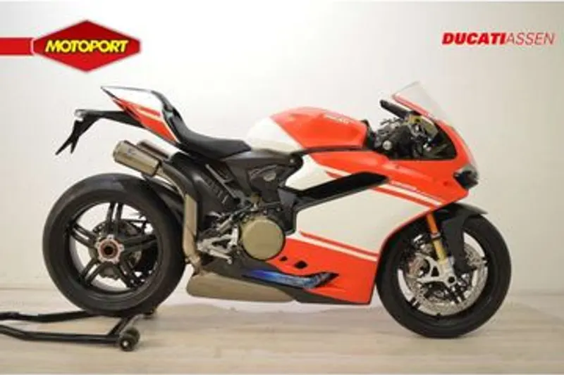 Ducati 1299 SUPERLEGGERA (2017)