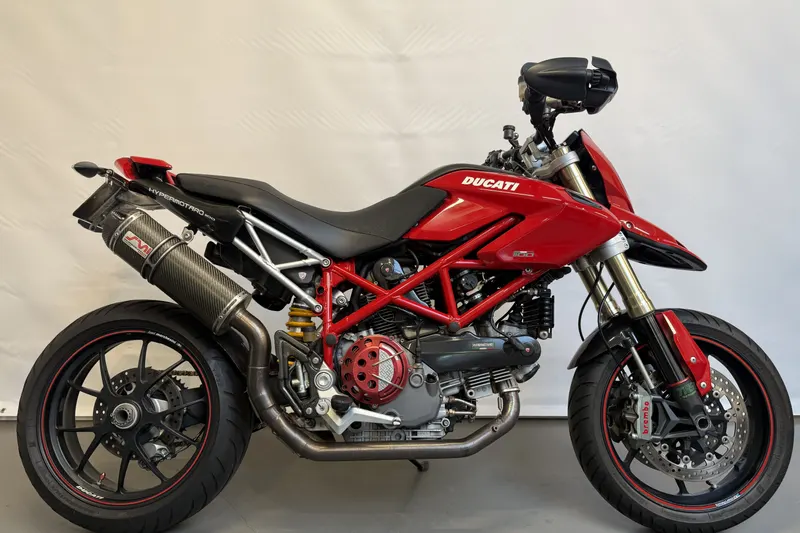 Ducati Hypermotard 1100S (2007)