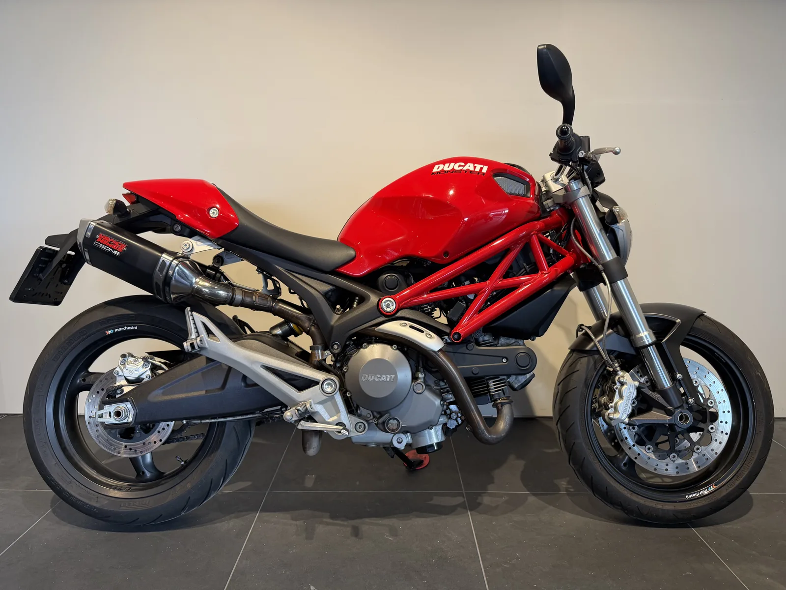 Ducati Monster 696 (2008) — foto 1