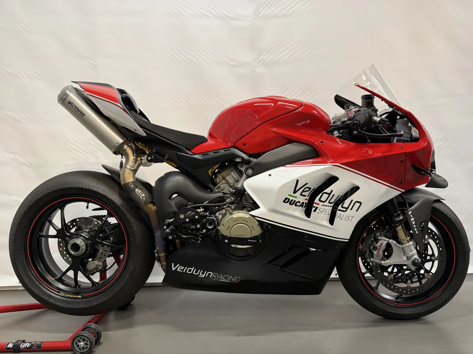 Ducati Panigale V4S (2022) — foto 1