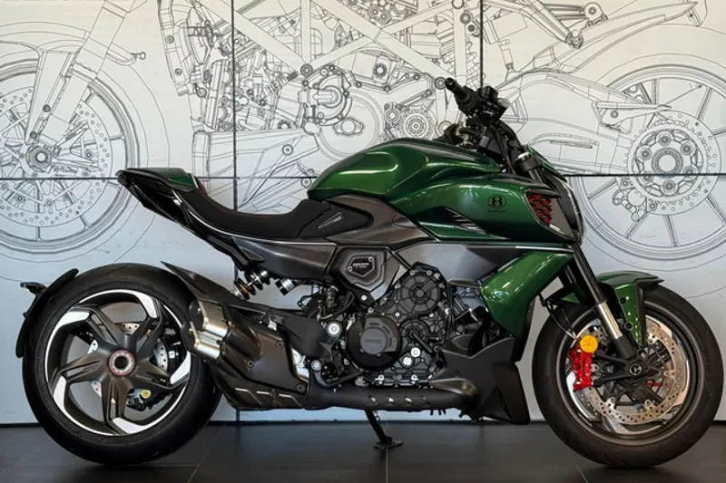 Ducati DIAVEL (2025)