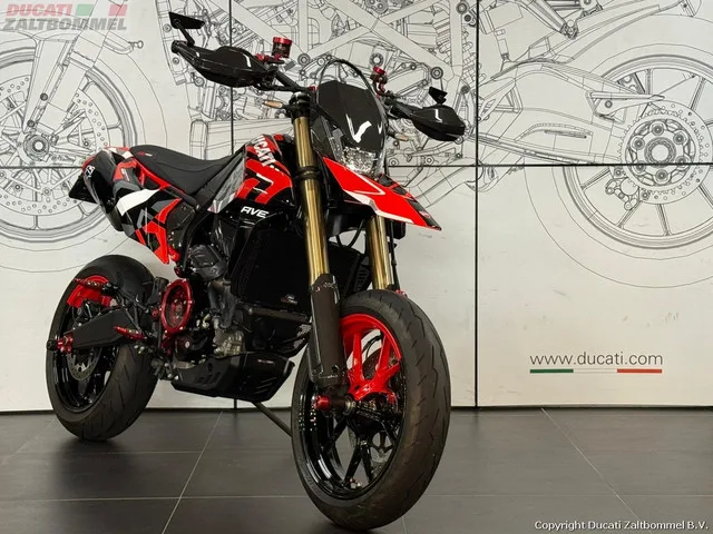 Ducati Hypermotard 698 Mono RVE (2025) — foto 1