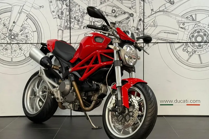 Ducati MONSTER (2009)