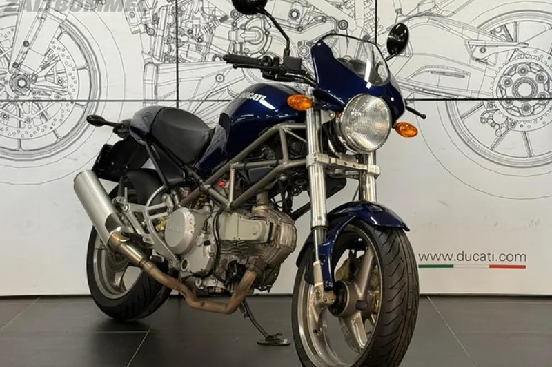 Ducati MONSTER (2002)