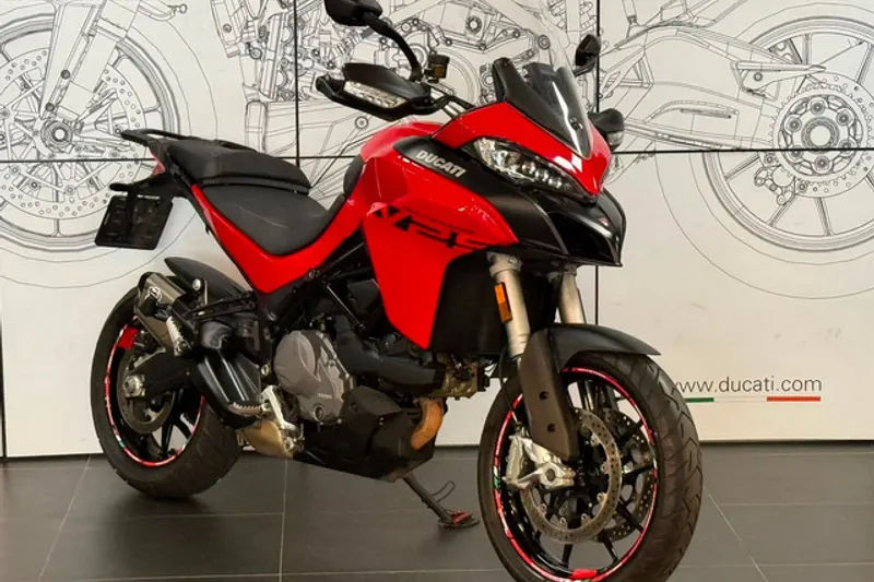 Ducati Multistrada V2 S (2023)