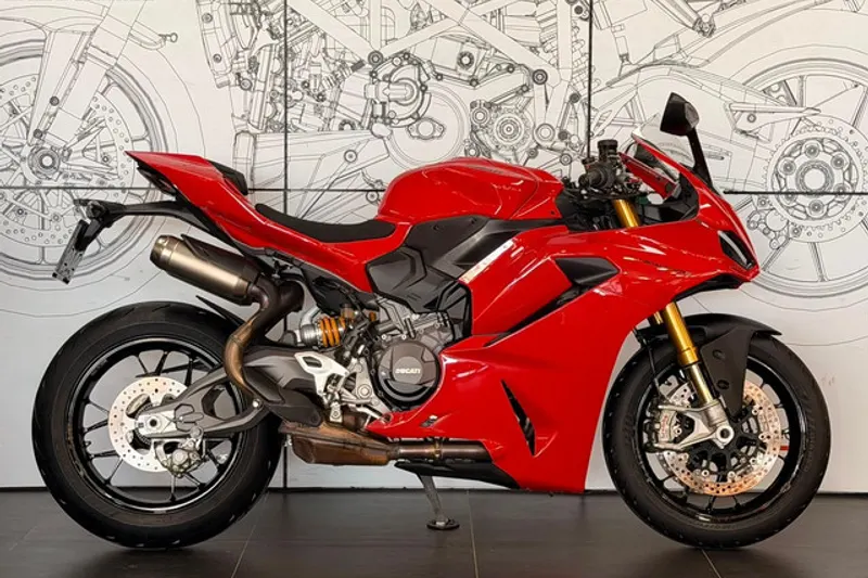 Ducati Panigale V2 (2025)