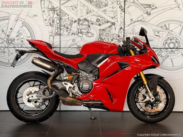 Ducati Panigale V2 (2025) — foto 1