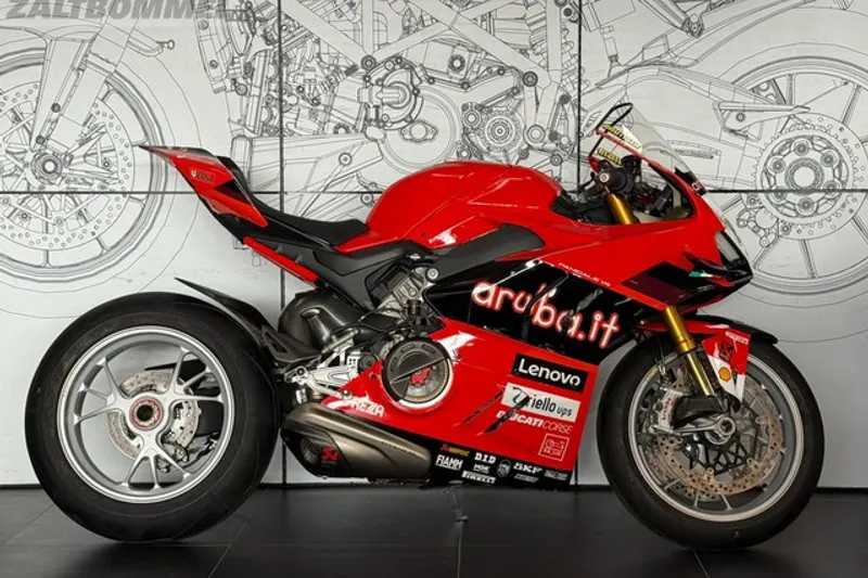 Ducati PANIGALE (2023)