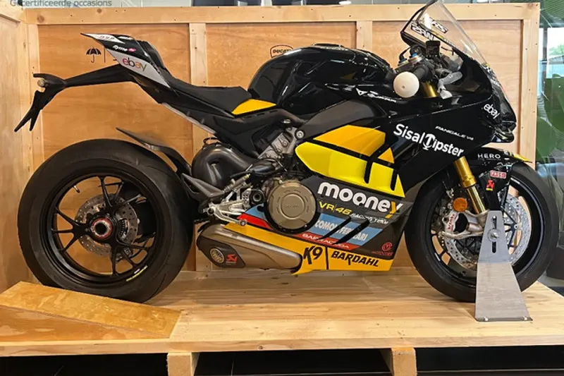 Ducati PANIGALE (2024)