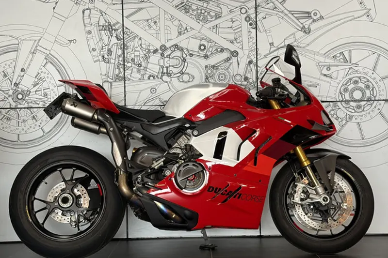 Ducati PANIGALE (2023)