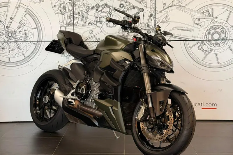Ducati Streetfighter V2 (2024)
