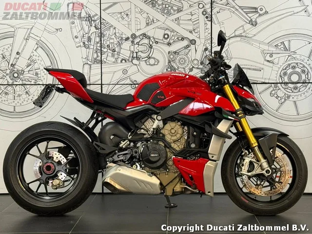 Ducati Streetfighter V4S (2021) — foto 1