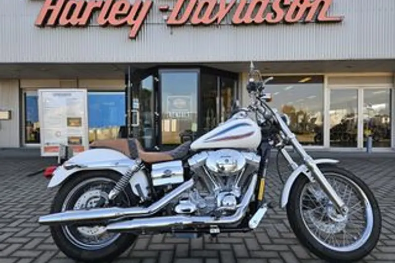 Harley-Davidson Super Glide Anniversary (2006)