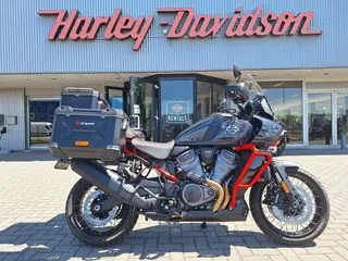 Harley-Davidson RA1250S Pan America CVO (2025) — foto 1