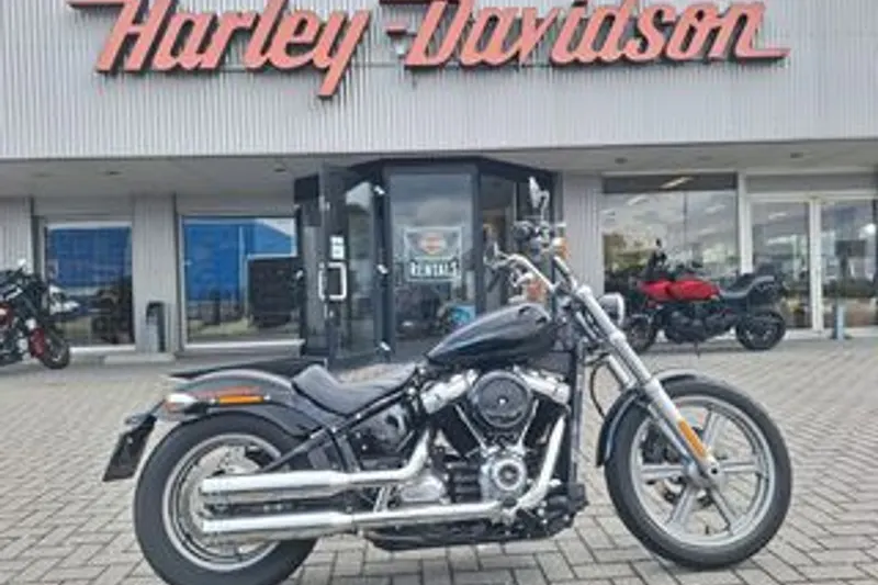 Harley-Davidson Softail Standard (2021)