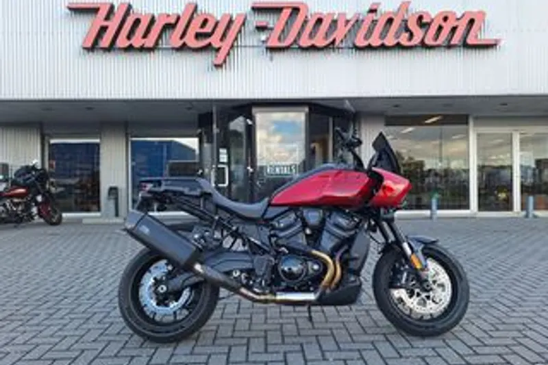 Harley-Davidson RA1250 ST (2025)