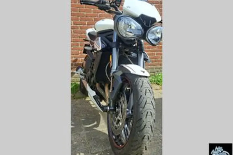 Triumph Street Triple RS (2019)