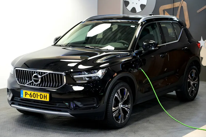 Volvo XC40 (2022)