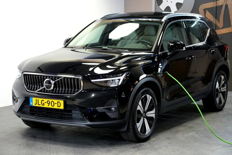 Volvo XC40 (2022)