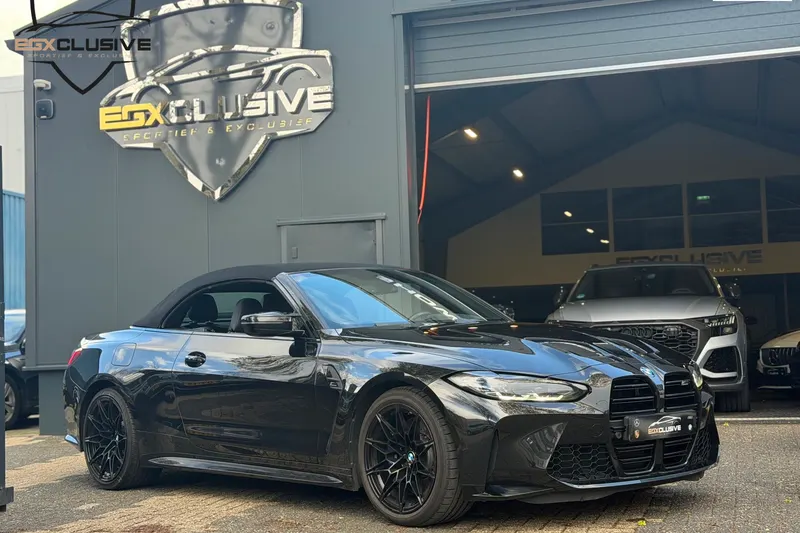 BMW M4 (2022)