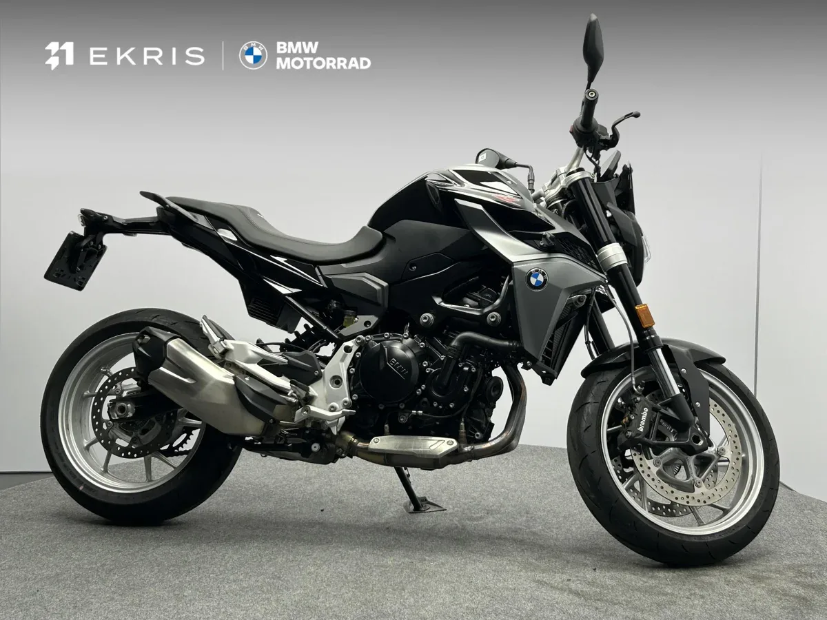BMW F Black (2020) — foto 1