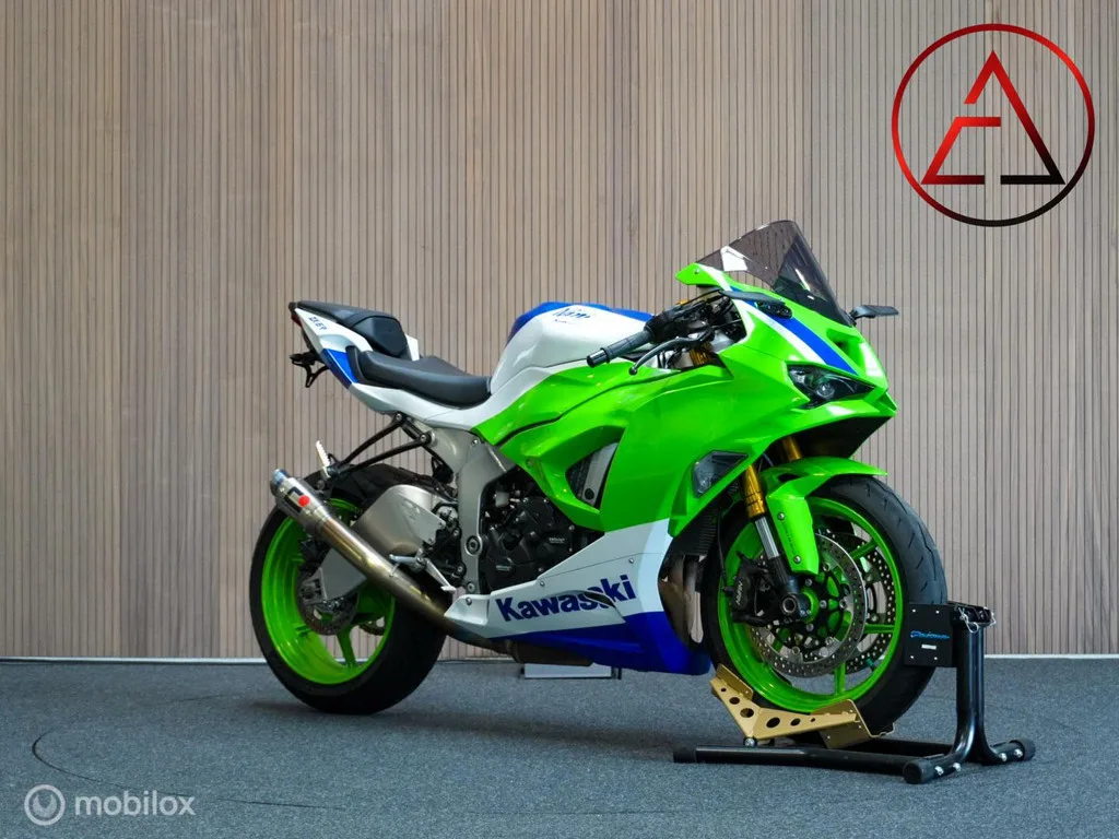 Kawasaki Ninja ZX-6R (2024) — foto 1