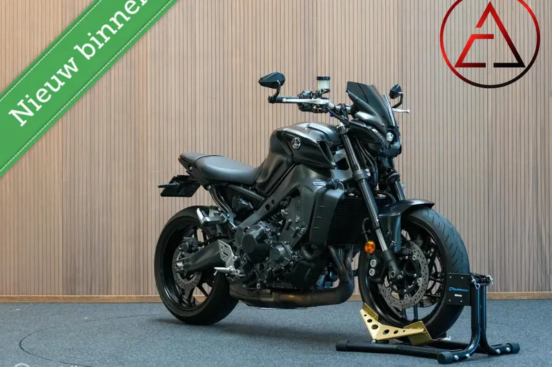 Yamaha MT-09 (2022)
