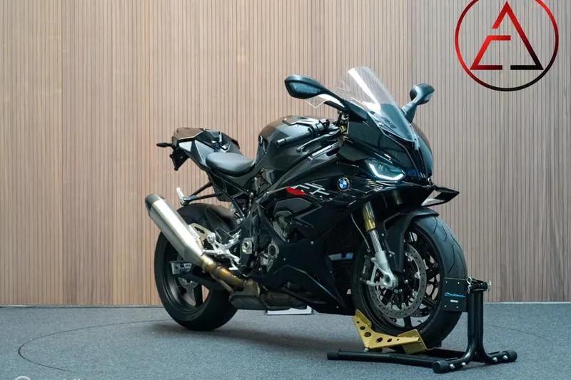BMW S 1000 RR (2025)