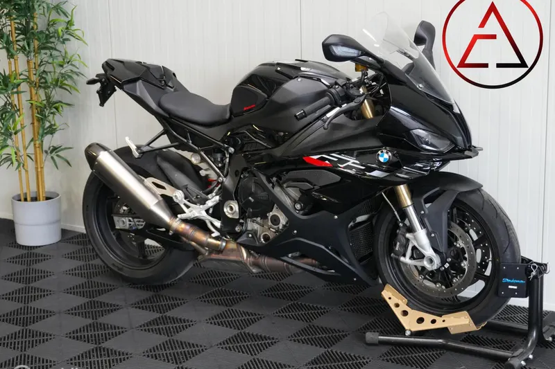BMW S S 1000 RR (2025)