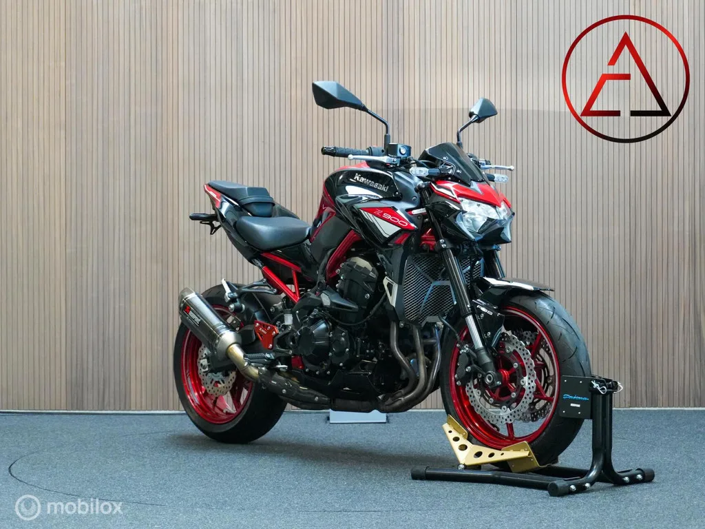 Kawasaki Z900 (2024) — foto 1