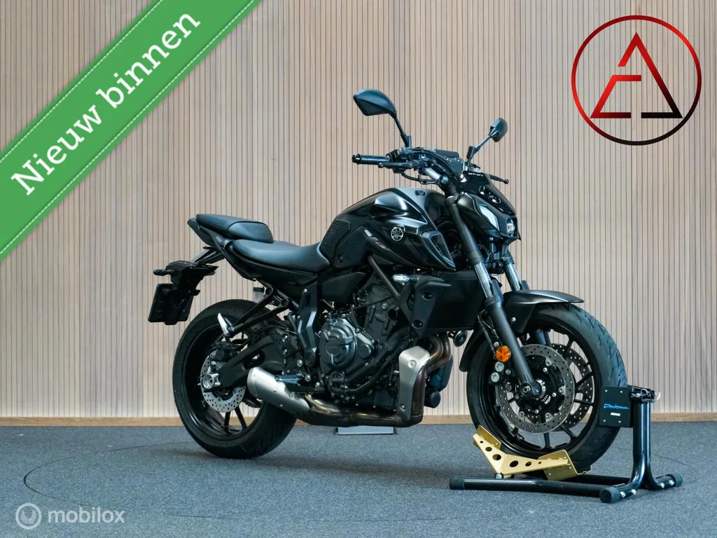 Yamaha MT-07 (2024) — foto 1