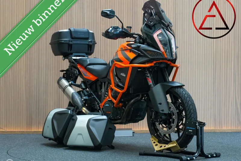 KTM 1290 Super Adventure (2021)