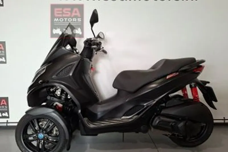 PIAGGIO MP3 300 HPE (2022)
