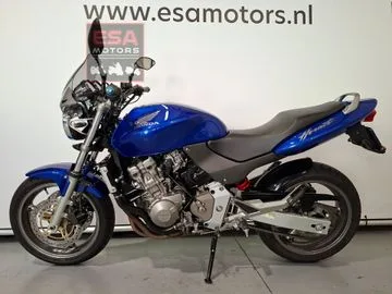 Honda CB 600 F HORNET (2003) — foto 1