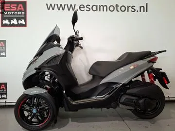 Piaggio MP3 300 HPE (2022) — foto 1