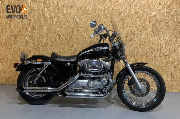 Harley-Davidson XL 53C Custom 53 (2003) — foto 1