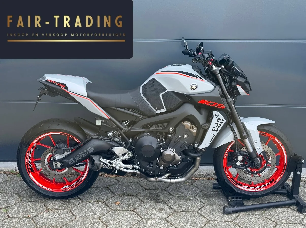 YAMAHA MT09 ABS (2020) — foto 1