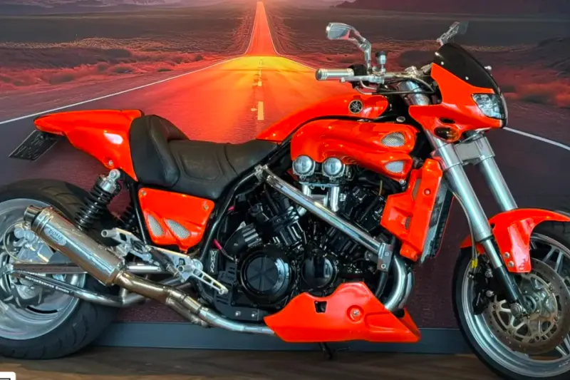 Yamaha VMX 1200 V-MAX (1985)